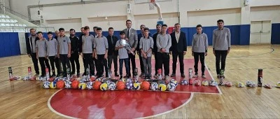 Hasankeyf&rsquo;teki okullara malzeme dağıtıldı