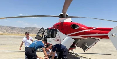 Hasta ambulans helikopterle Şanlıurfa'ya sevk edildi