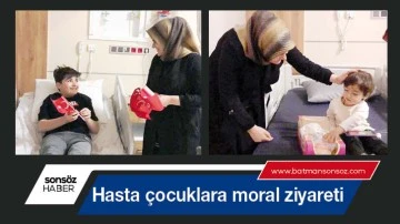 Hasta &ccedil;ocuklara moral ziyareti