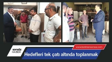 Hedefleri tek &ccedil;atı altında toplanmak