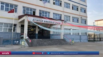 Helyum gazı dolu balonlar patladı, 8 kişi yaralandı