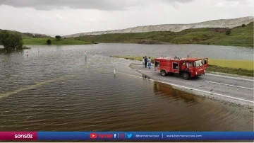 Heyelan nedeniyle taşan g&ouml;letten numune alındı