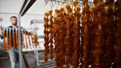 Hijyen kurallarına uymayan cevizli sucuk imalathanesi kapatıldı