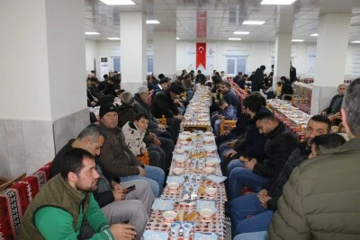 Hilal&rsquo;de iftar sofrası kuruldu
