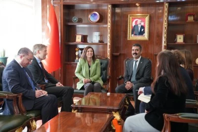 Hollanda B&uuml;y&uuml;kel&ccedil;isi&rsquo;nden Eş Başkanlara ziyaret
