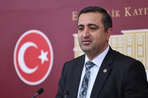 H&uuml;da Par&rsquo;lı vekil mecliste K&uuml;rt&ccedil;e konuştu