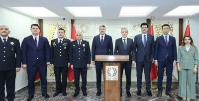 İ&ccedil;işleri Bakan Yardımcısı &Ccedil;elik, Mardin Valiliğini ziyaret etti