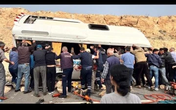 İftar vakti acı haber:  3 &ouml;l&uuml; 5 yaralı