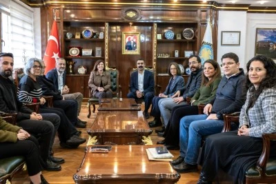 İHD Eş Genel Başkanlarından B&uuml;y&uuml;kşehir Belediyesine ziyaret