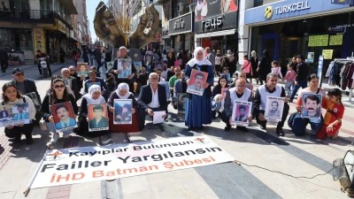 İHD, Halep&ccedil;e katliamını andı