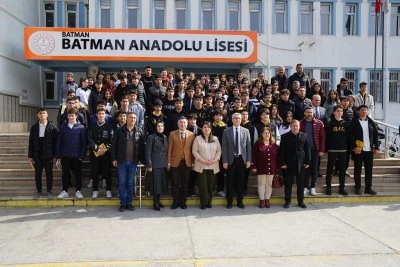 İkinci d&ouml;nemin ilk buluşması Anadolu Lisesi&rsquo;nde&hellip;