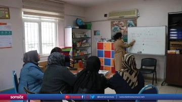 İlerleyen yaşlarına rağmen okuma yazma &ouml;ğrendiler