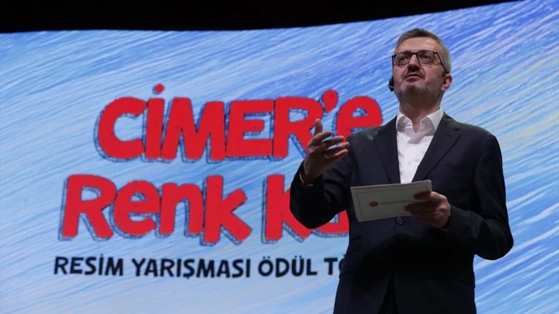İletişim Başkanı Duran'dan &ccedil;ocuklara CİMER daveti: Fikirlerinizi doğrudan devlete ulaştırın
