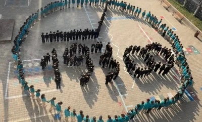 İlkokul &ouml;ğrencileri koreografiyle B&uuml;y&uuml;k &Ouml;nder Atat&uuml;rk'&uuml; andı