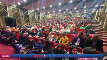 İlkokul &ouml;ğrencilerinden okuma etkinliği
