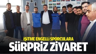 İşitme engelli sporculara s&uuml;rpriz ziyaret