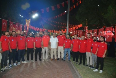 İşitme Engelliler S&uuml;per Takımı 15 Temmuz'da Tam Kadro Alandaydı