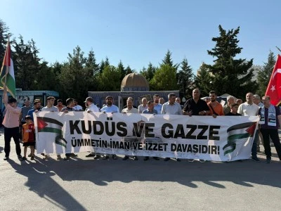 İsrail'in Gazze'ye saldırıları protesto edildi