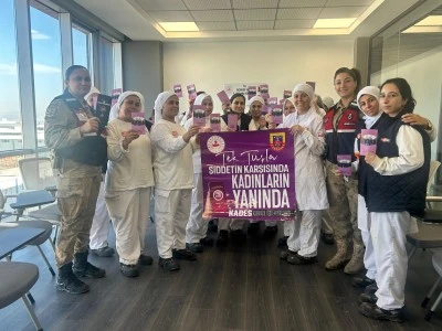 Jandarma 18 bin 409 kadına KADES'i tanıttı