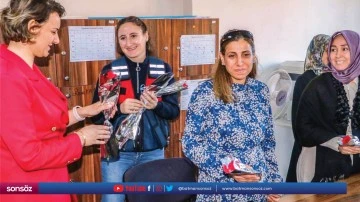 Jandarmadan &Ouml;ğretmenler G&uuml;n&uuml; kutlaması