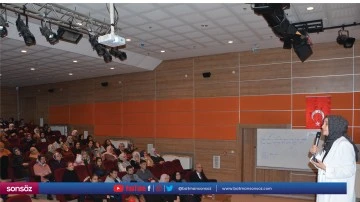 &ldquo;Kadın ve Ailede Psikolojik Şiddet" adlı konferans d&uuml;zenlendi