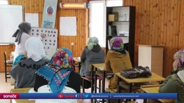 Kadınlar belediyenin kurslarıyla meslek &ouml;ğreniyor