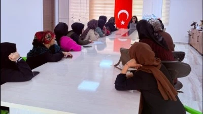 Kadınlara mutlu evliliğin sırları anlatıldı