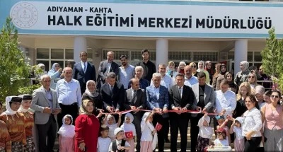 Kahta'da "Hayat Boyu &Ouml;ğrenme Haftası" kapsamında sergisi a&ccedil;ılış d&uuml;zenlendi