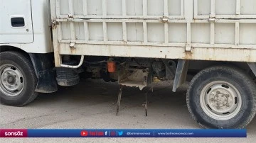Kamyonetten ak&uuml; hırsızlığı