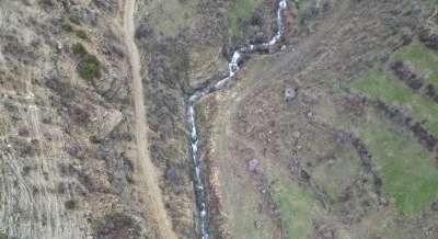 Kanyon dronla g&ouml;r&uuml;nt&uuml;lendi