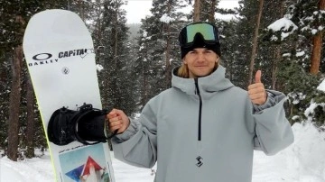 Kars'ta Snowboard ile Tren &Uuml;zerinden Atlama Heyecanı