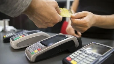 Kartlı &ouml;demeler martta 1,75 trilyon lira oldu