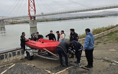 Kaybolan 22 yaşındaki genci arama &ccedil;alışmaları devam ediyor