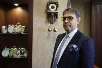Kaybolan saat, avukatı antika koleksiyoncusuna d&ouml;n&uuml;şt&uuml;rd&uuml;