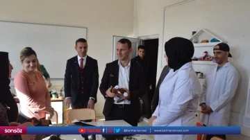 Kaymakam, at&ouml;lyeleri inceledi