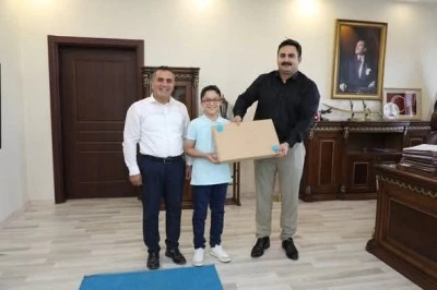 Kaymakam &Uuml;lk&uuml;, LGS'den tam puan alan &ouml;ğrenciyi kabul etti
