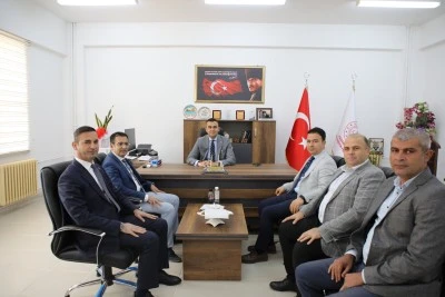 Kaymakamdan yeni m&uuml;d&uuml;re ziyaret