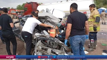 Kazada 2 kişi &ouml;ld&uuml;, 3 kişi yaralandı