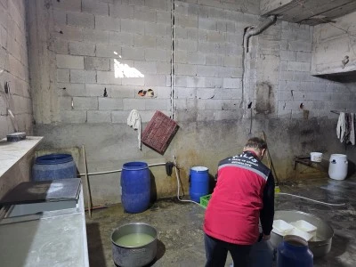 Kilis'te hijyen kurallarına uymayan yoğurt ve peynir imalathanesi kapatıldı