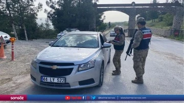 Kilis'te jandarma huzur ve g&uuml;ven uygulaması yaptı