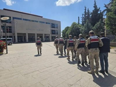 Kilis'te ka&ccedil;ak kazı yapan 5 kişi su&ccedil;&uuml;st&uuml; yakalandı