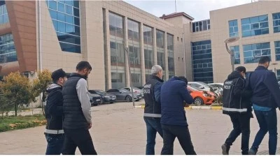 Kilis'te uyuşturucu operasyonunda 2 zanlı tutuklandı