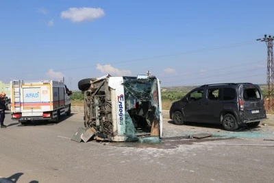 Kilis'te zincirleme trafik kazasında 8 kişi yaralandı