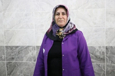Kilisli kadın, merak saldığı gassallığı 9 yıldır s&uuml;rd&uuml;r&uuml;yor