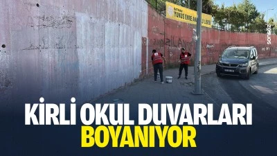 Kirli okul duvarları boyanıyor