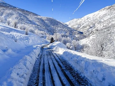 Kırsal mahallelerde 914 kilometrelik yol ulaşıma a&ccedil;ıldı