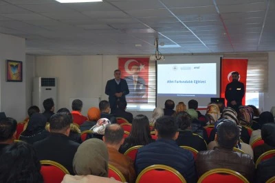Kız yurdunda afet eğitimi verildi