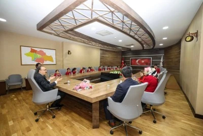 Kızılkaya, ilkokul &ouml;ğrencilerini ağırladı