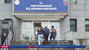Kızını &ouml;ld&uuml;rme su&ccedil;undan aranan zanlı tutuklandı