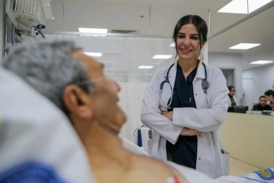 KOAH hastaları "bronkoskopik akciğer hacim k&uuml;&ccedil;&uuml;ltme sarmalı" y&ouml;ntemiyle rahat nefes alıyor